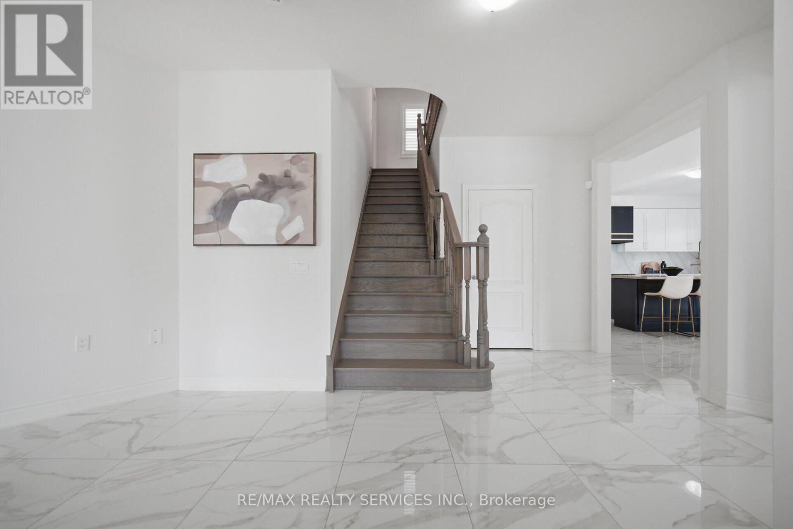 1 Breckonwood Street, Caledon, Ontario  L7C 4G6 - Photo 18 - W13768250
