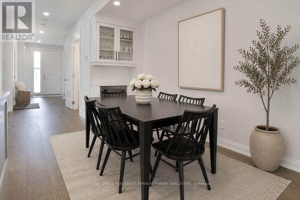 6 Iroquois Avenue, Mississauga, Ontario  L5G 1M6 - Photo 8 - W13768262