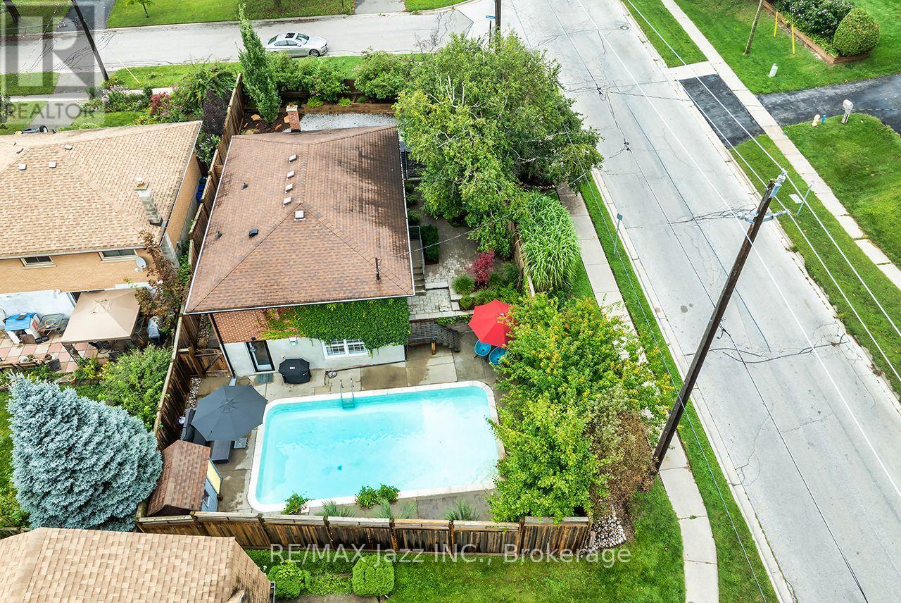 1085 Willowdale Avenue, Oshawa, Ontario  L1H 1W7 - Photo 42 - E13739968