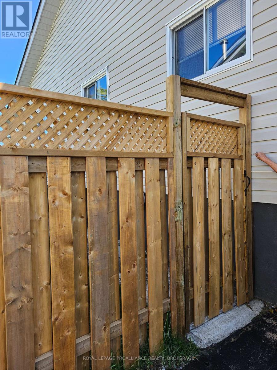 915 Warburton Crescent, Kingston, Ontario  K7M 8L3 - Photo 29 - X13767440