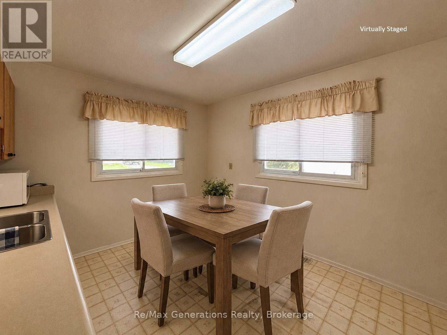 15 Falcon Avenue, Manitouwadge, Ontario  P0T 2C0 - Photo 4 - X13706172