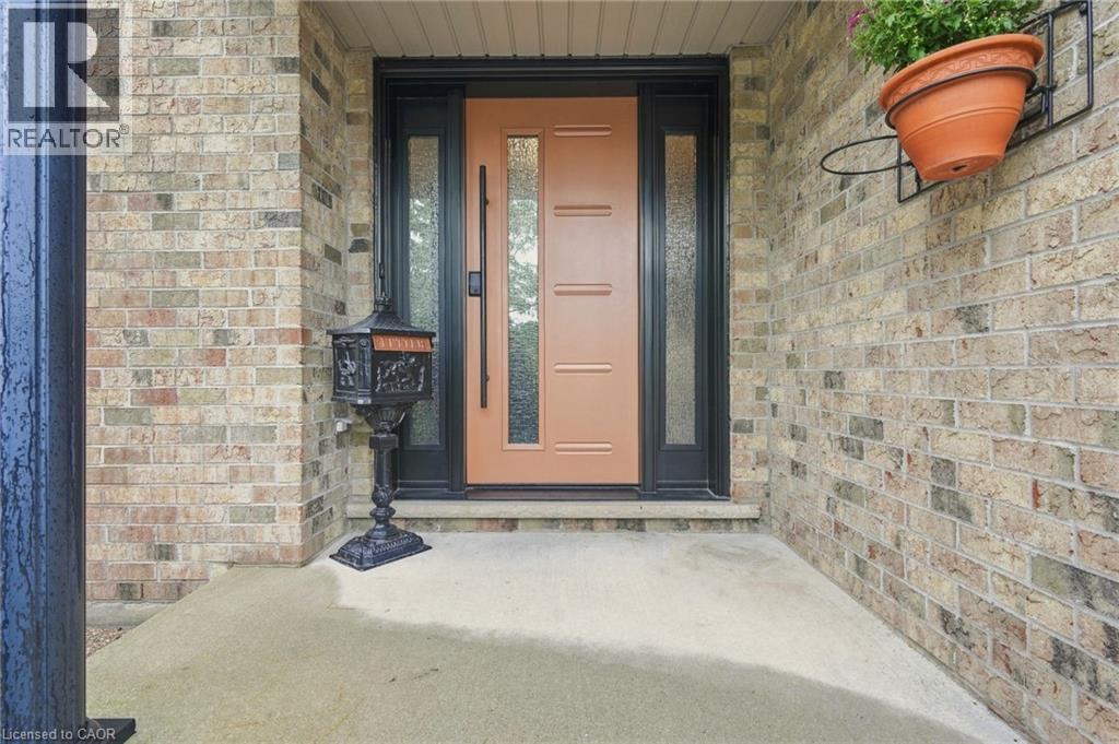 8115 Beaver Glen Drive, Niagara Falls, Ontario  L2H 3K5 - Photo 6 - 40861827