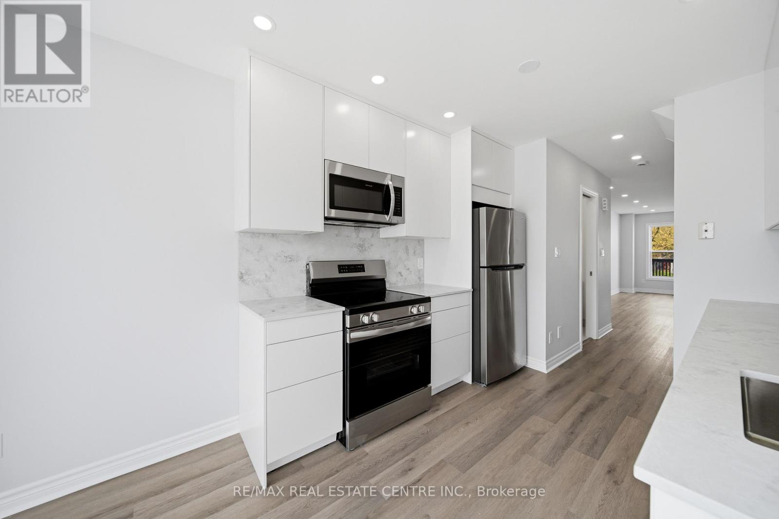233b Vine Street, St. Catharines, Ontario  L2M 4S9 - Photo 11 - X13768008