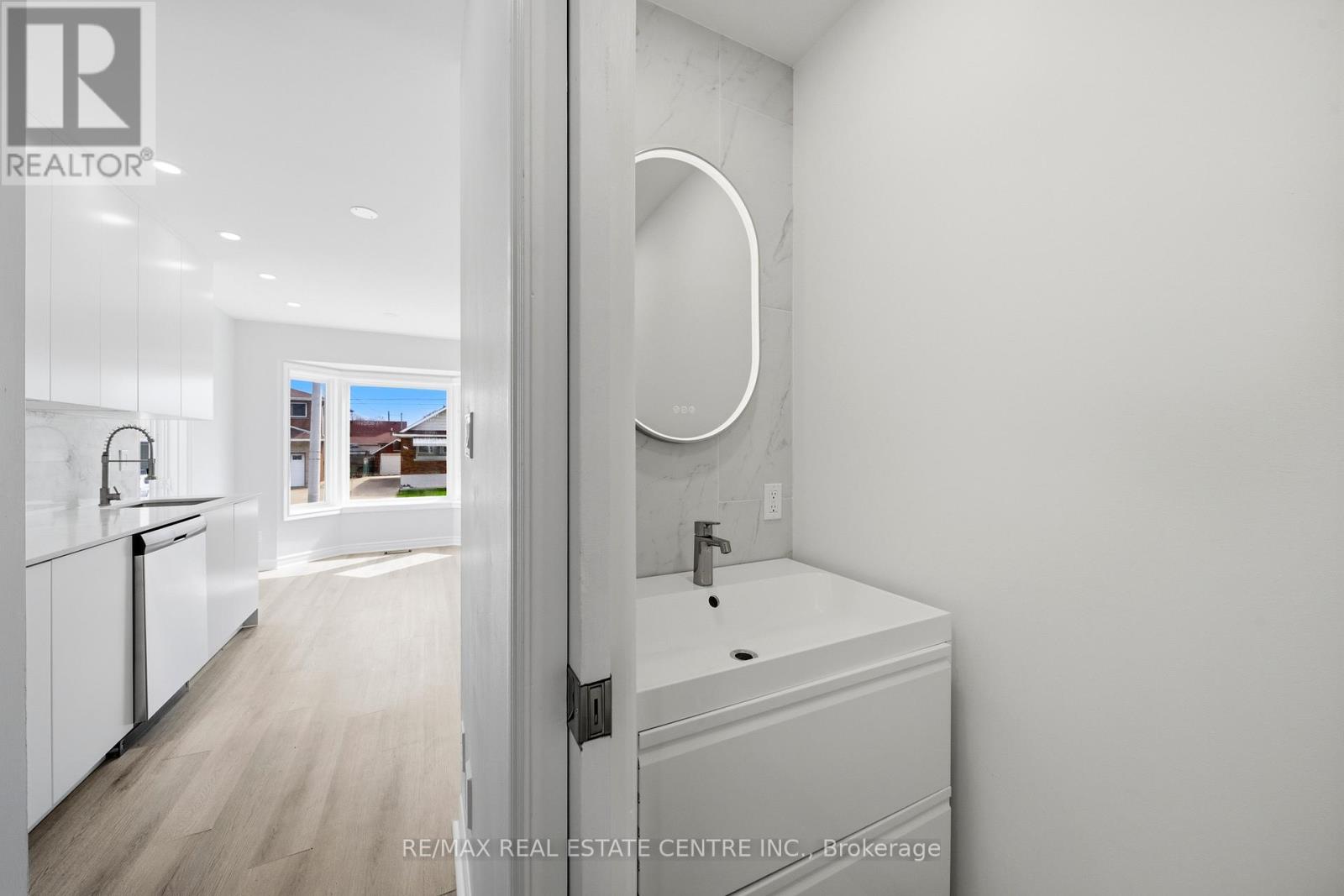 233b Vine Street, St. Catharines, Ontario  L2M 4S9 - Photo 13 - X13768008