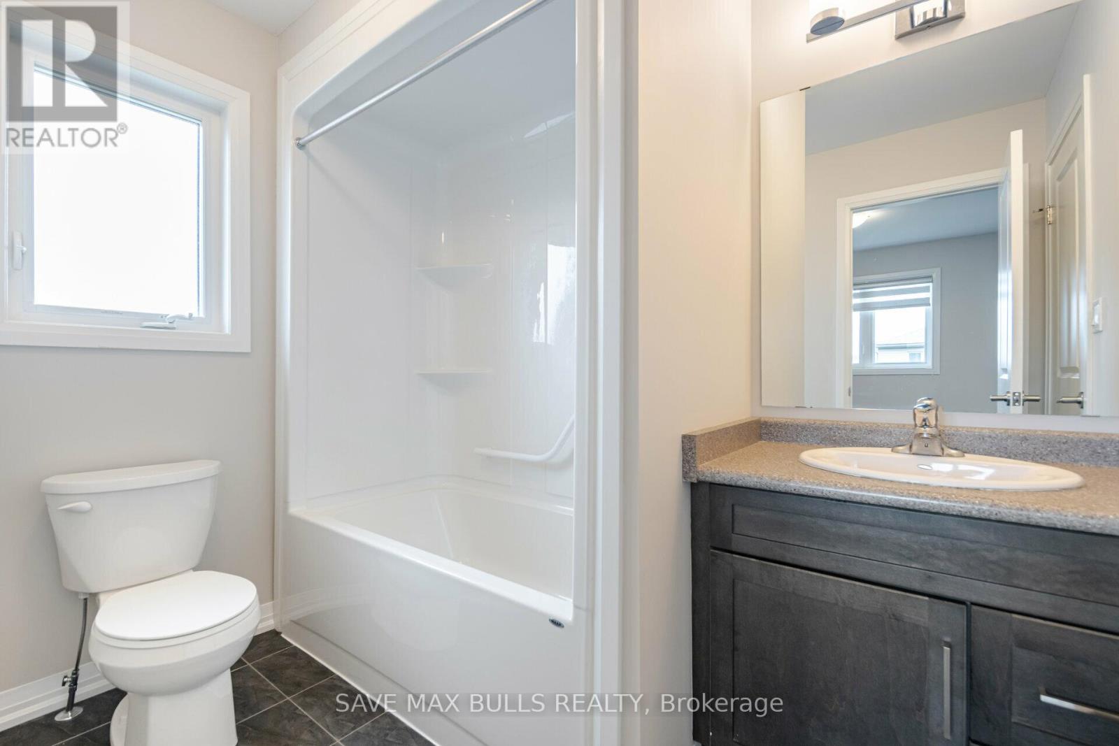 7381 Matteo Drive, Niagara Falls, Ontario  L2H 3T3 - Photo 30 - X13768034