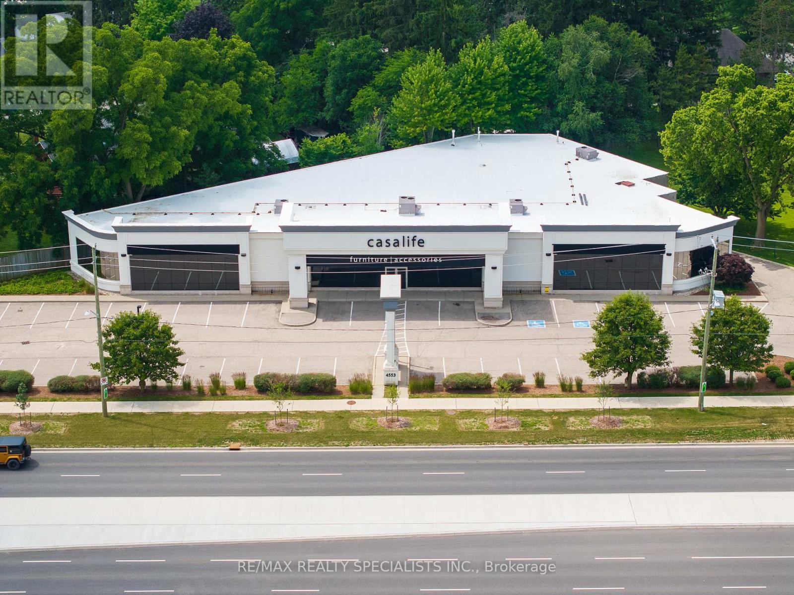 3-Retail - 4553 King Street E, Kitchener, Ontario  N2P 2G2 - Photo 1 - X13768036