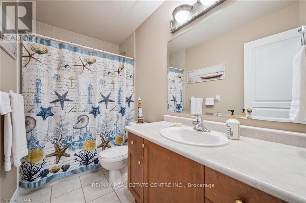 555 Killbear Court, Waterloo, Ontario  N2V 2R9 - Photo 12 - X13768162