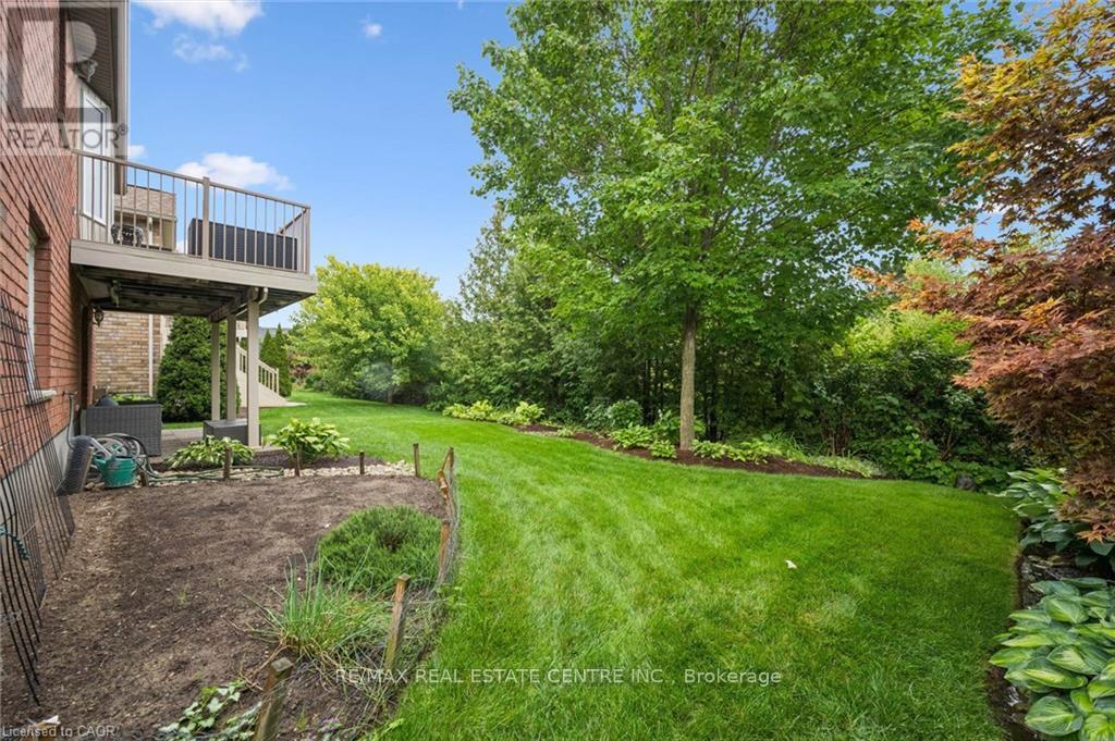 555 Killbear Court, Waterloo, Ontario  N2V 2R9 - Photo 19 - X13768162