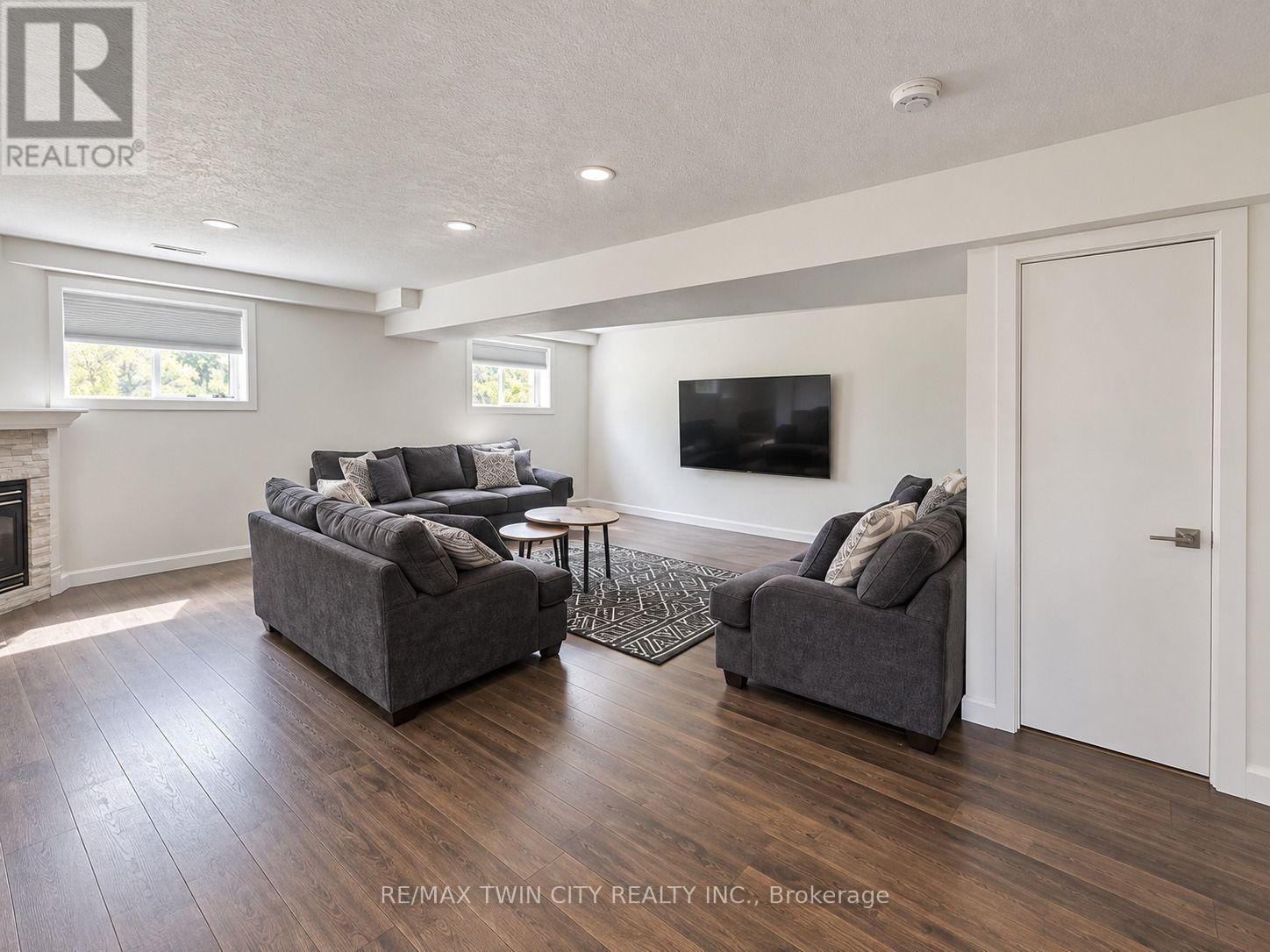 7 Briarfield Street, Kitchener, Ontario  N2A 4B6 - Photo 13 - X13768206