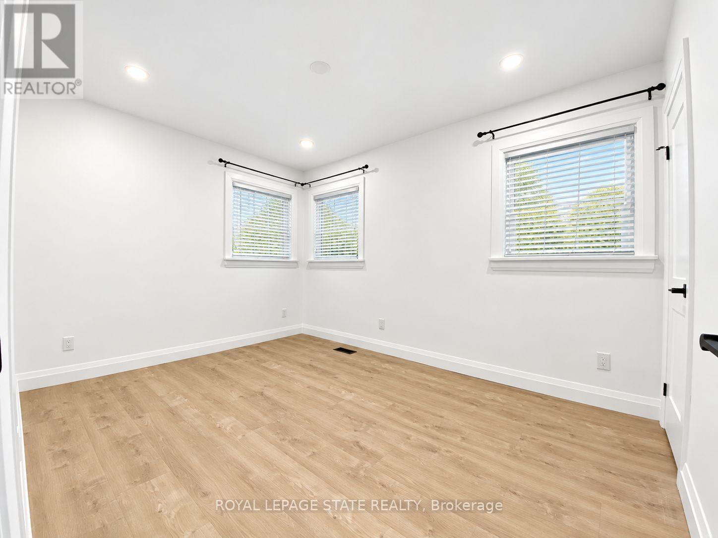 Upper - 24 Sandalwood Avenue, Hamilton, Ontario  L8T 2E3 - Photo 9 - X13768240