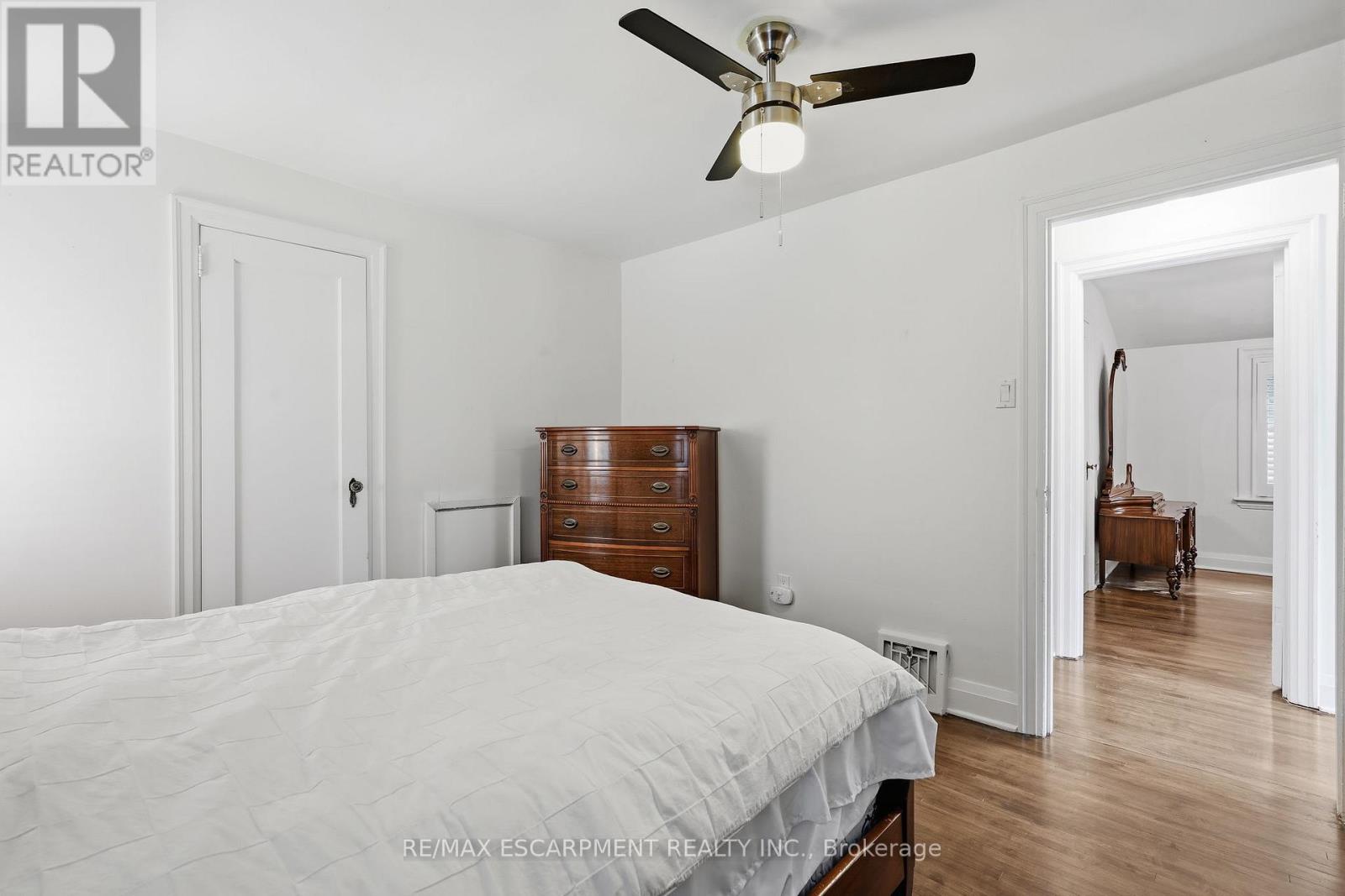 13 Allan Avenue, Hamilton, Ontario  L9H 4N7 - Photo 15 - X13768312