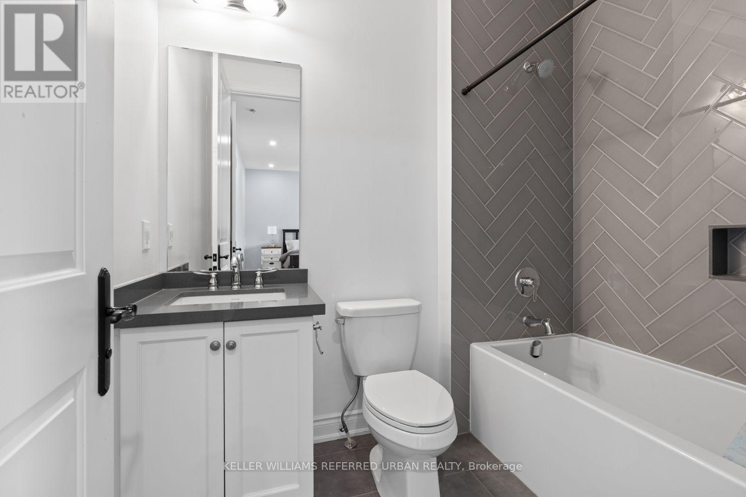 4 Basil Ridge Court, King, Ontario  L7B 0B9 - Photo 24 - N13763090