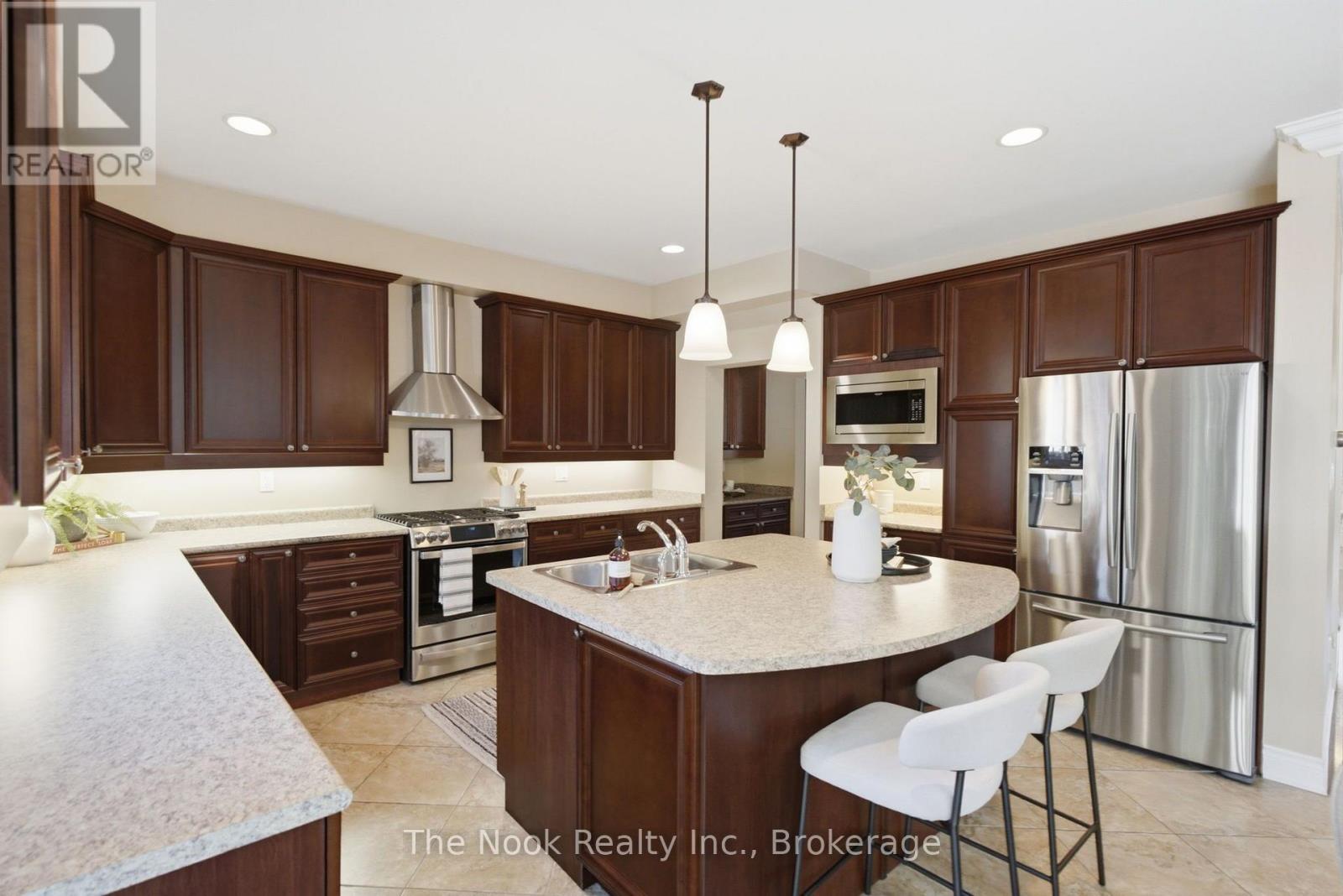 18 Corporal Patterson Lane, Clarington, Ontario  L1B 0A7 - Photo 12 - E13768446