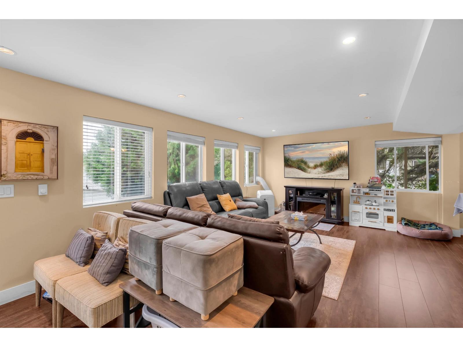 11361 96 Avenue, Surrey, British Columbia  V3V 1V7 - Photo 11 - R3164004