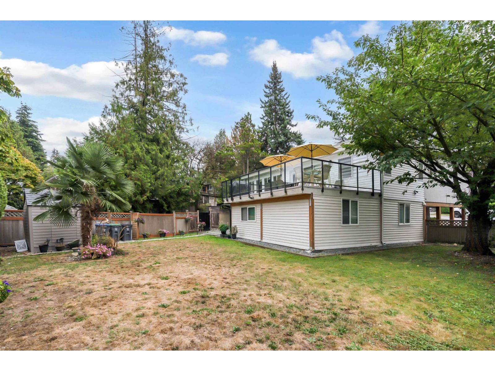 11361 96 Avenue, Surrey, British Columbia  V3V 1V7 - Photo 3 - R3164004