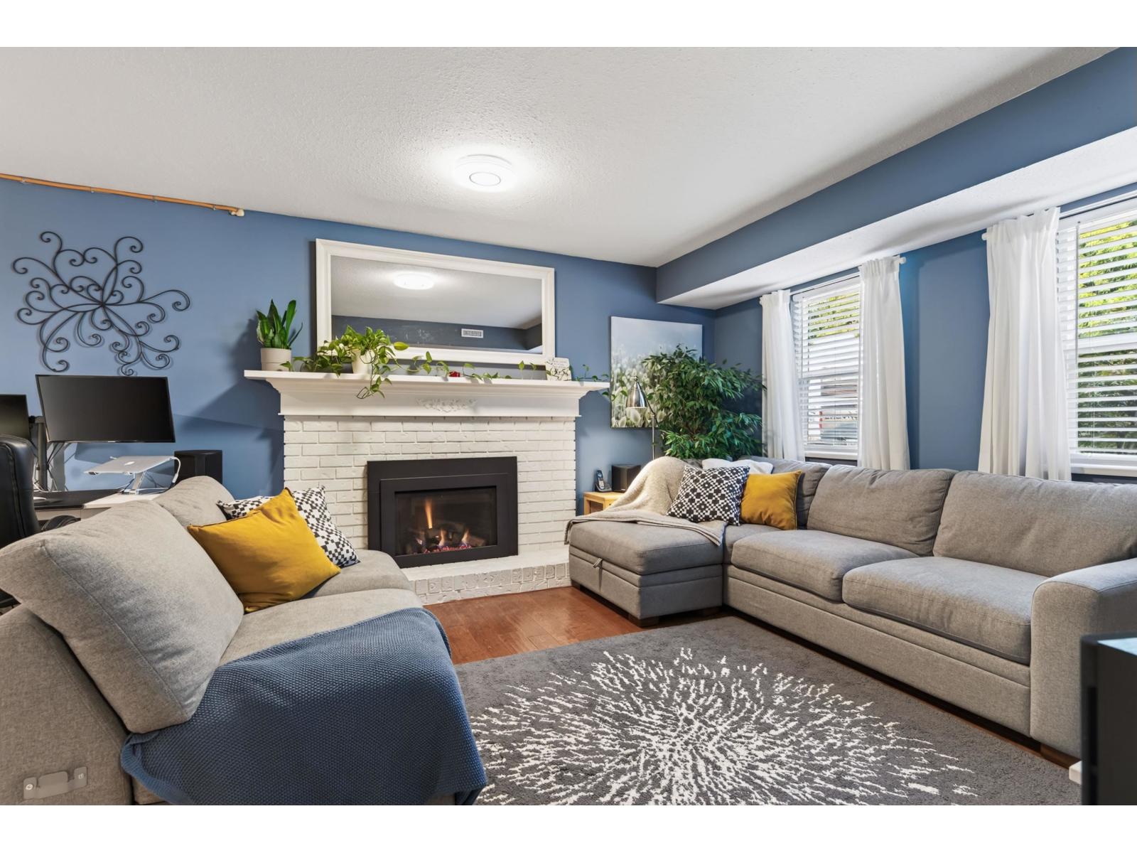 6041 183a Street, Surrey, British Columbia  V3S 6L8 - Photo 5 - R3162767