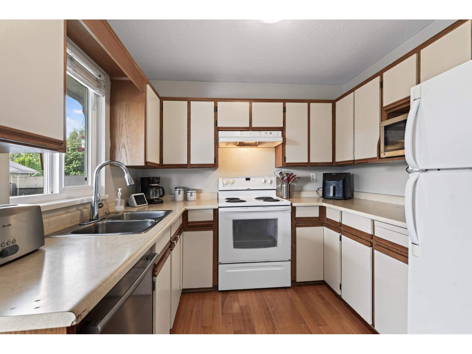 6041 183a Street, Surrey, British Columbia  V3S 6L8 - Photo 14 - R3162767