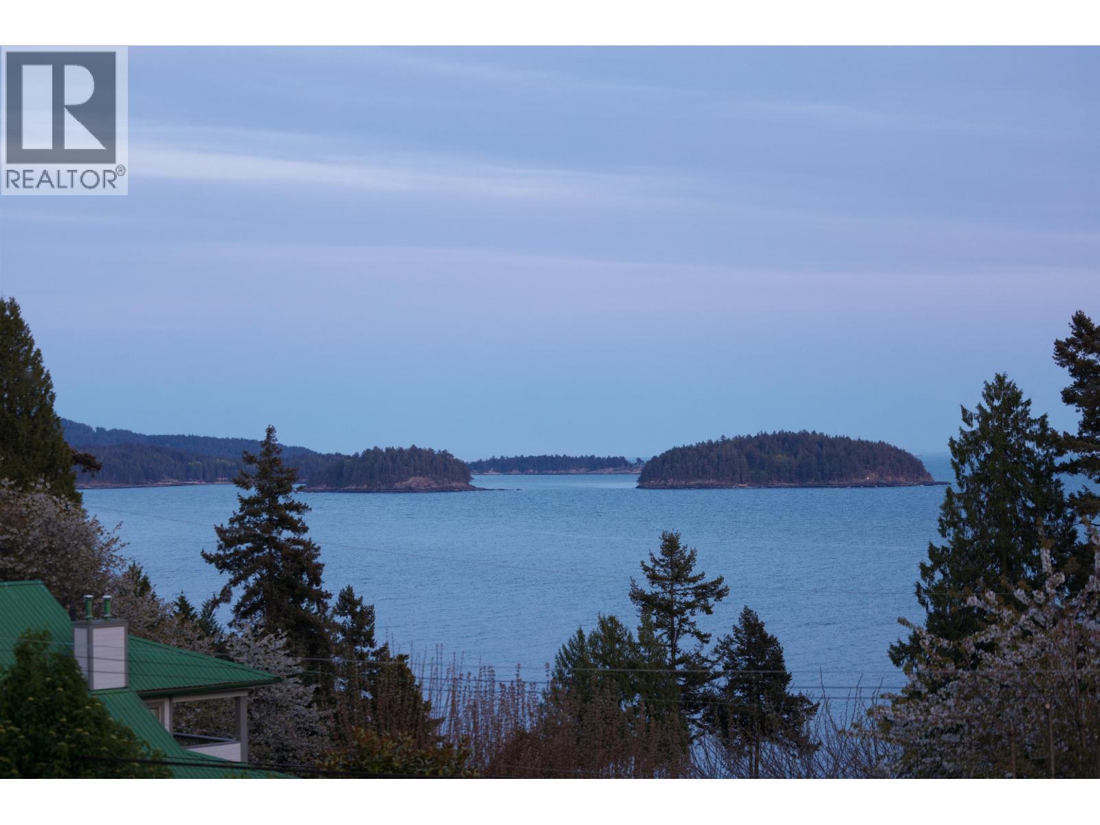 980 Gower Point Road, Gibsons, British Columbia  V0N 1V3 - Photo 10 - R3117142