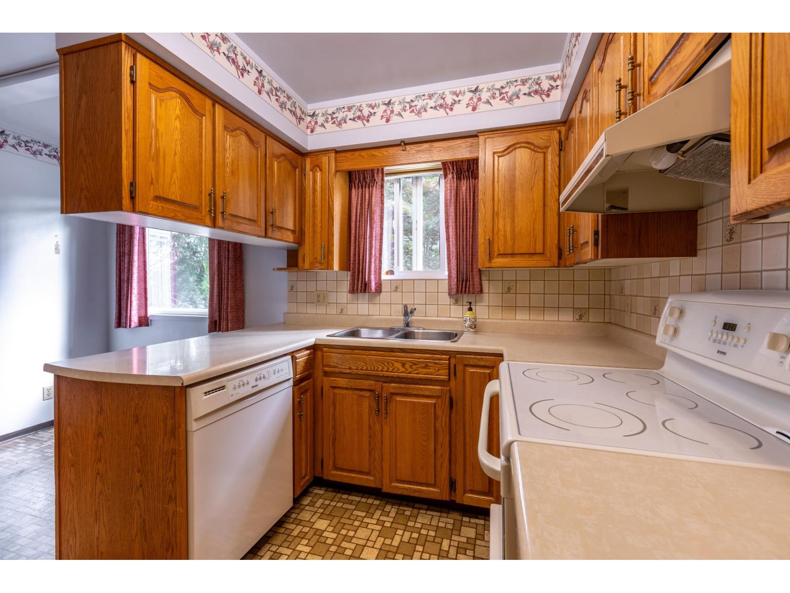 2745 Ash Street, Abbotsford, British Columbia  V2S 4E9 - Photo 10 - R3163101