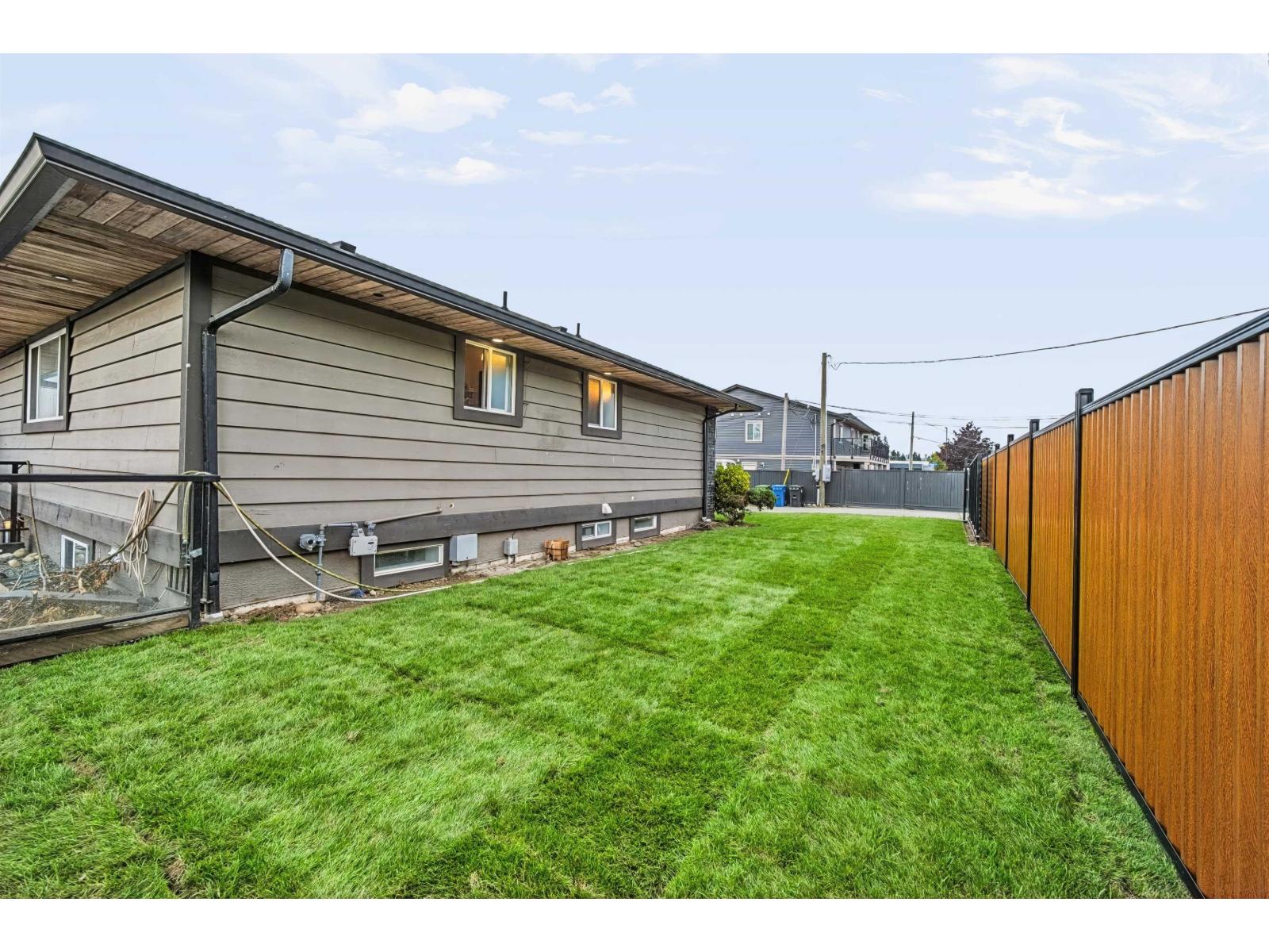 2247 Windsor Street, Abbotsford, British Columbia  V2T 6L8 - Photo 37 - R3163052