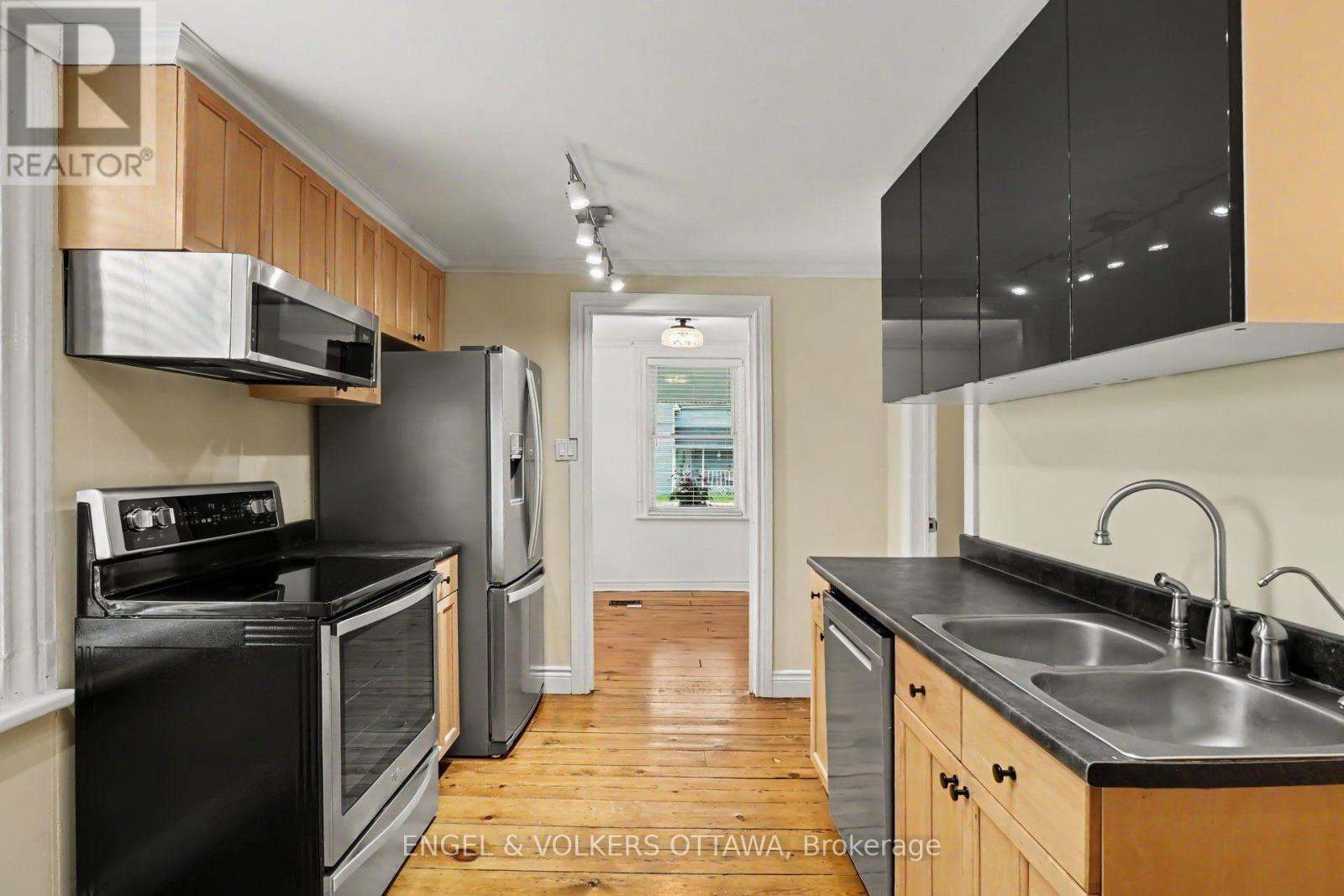 8169 Victoria Street, Ottawa, Ontario  K0A 2P0 - Photo 12 - X13768406