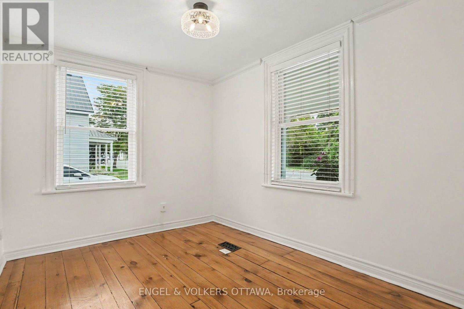 8169 Victoria Street, Ottawa, Ontario  K0A 2P0 - Photo 13 - X13768406