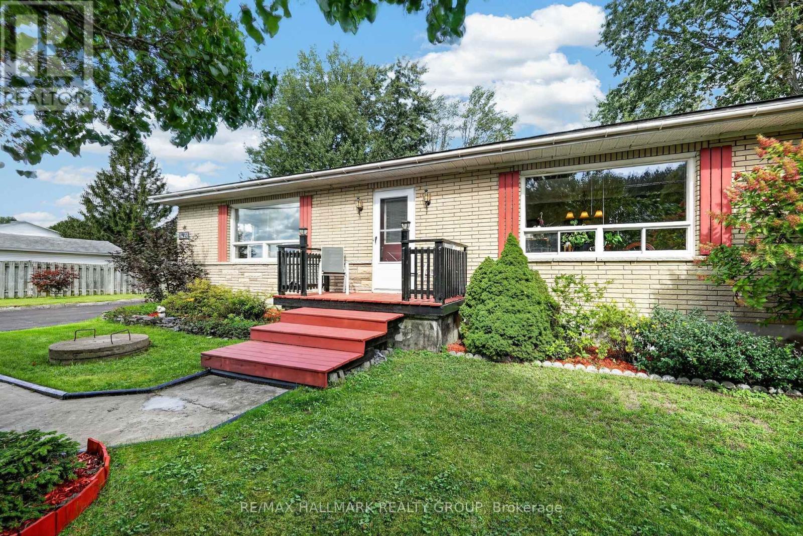 1431 David Road, Clarence-Rockland, Ontario  K4K 1K7 - Photo 2 - X13768468