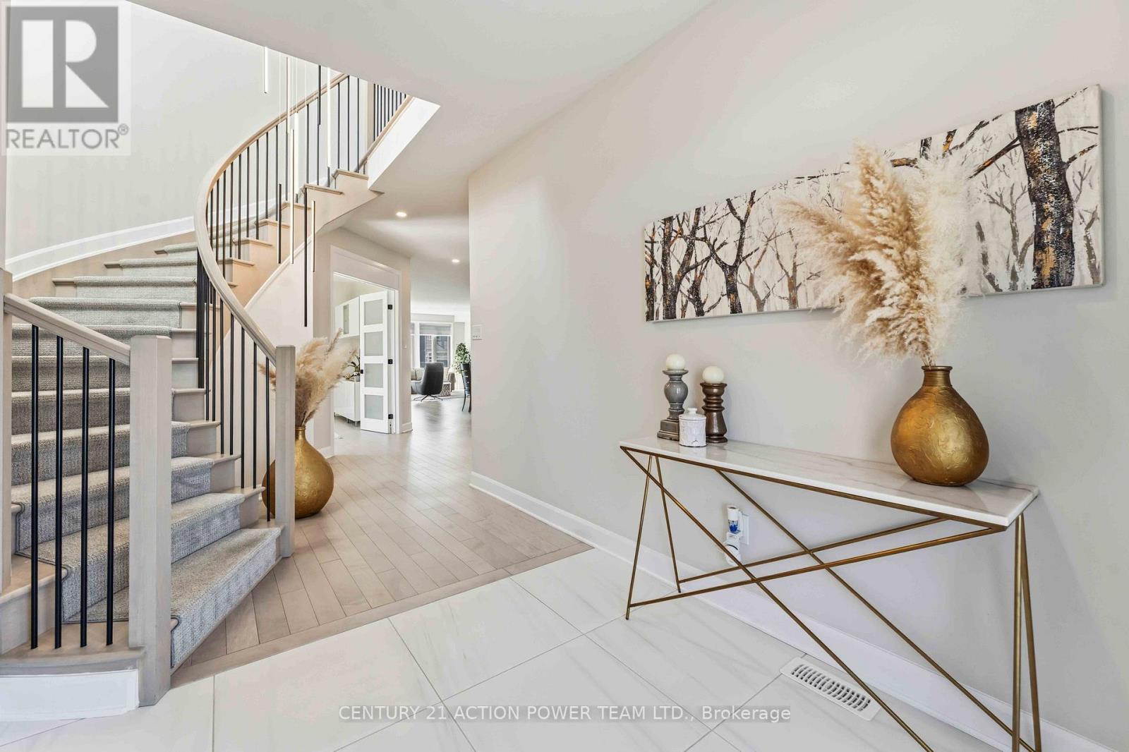 644 Moonflower Crescent, Ottawa, Ontario  K1T 0X8 - Photo 4 - X13768518