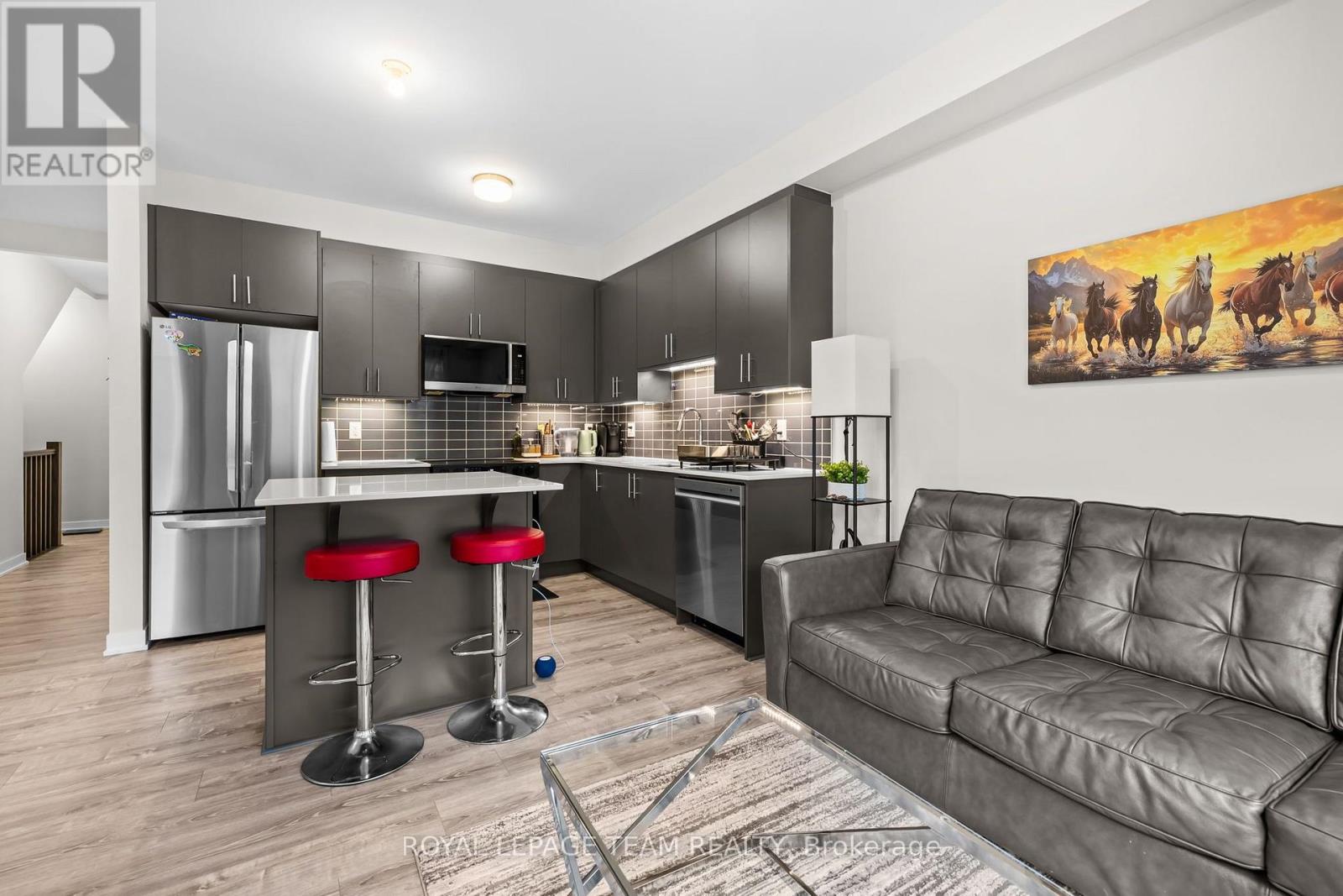 708 Expansion Road, Ottawa, Ontario  K2J 7G4 - Photo 6 - X13768524