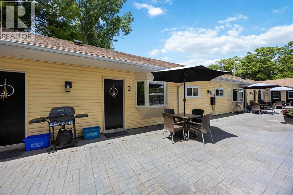 9717 Army Camp Road, Lambton Shores, Ontario  N0N 1J3 - Photo 10 - 26015146