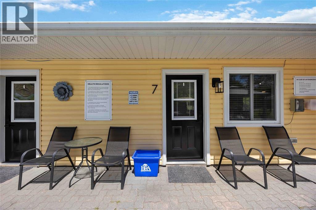 9717 Army Camp Road, Lambton Shores, Ontario  N0N 1J3 - Photo 13 - 26015146