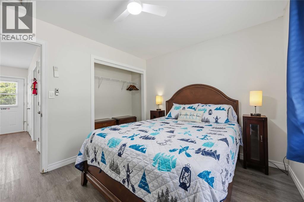 9717 Army Camp Road, Lambton Shores, Ontario  N0N 1J3 - Photo 45 - 26015146