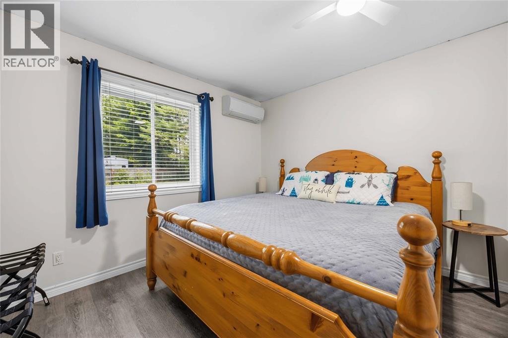 9717 Army Camp Road, Lambton Shores, Ontario  N0N 1J3 - Photo 44 - 26015146
