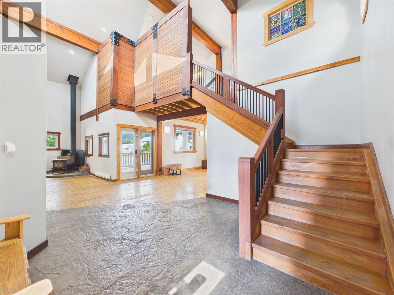 1401 8th Avenue, Fernie, British Columbia V0B 1M0 - Photo 3 - 10399422