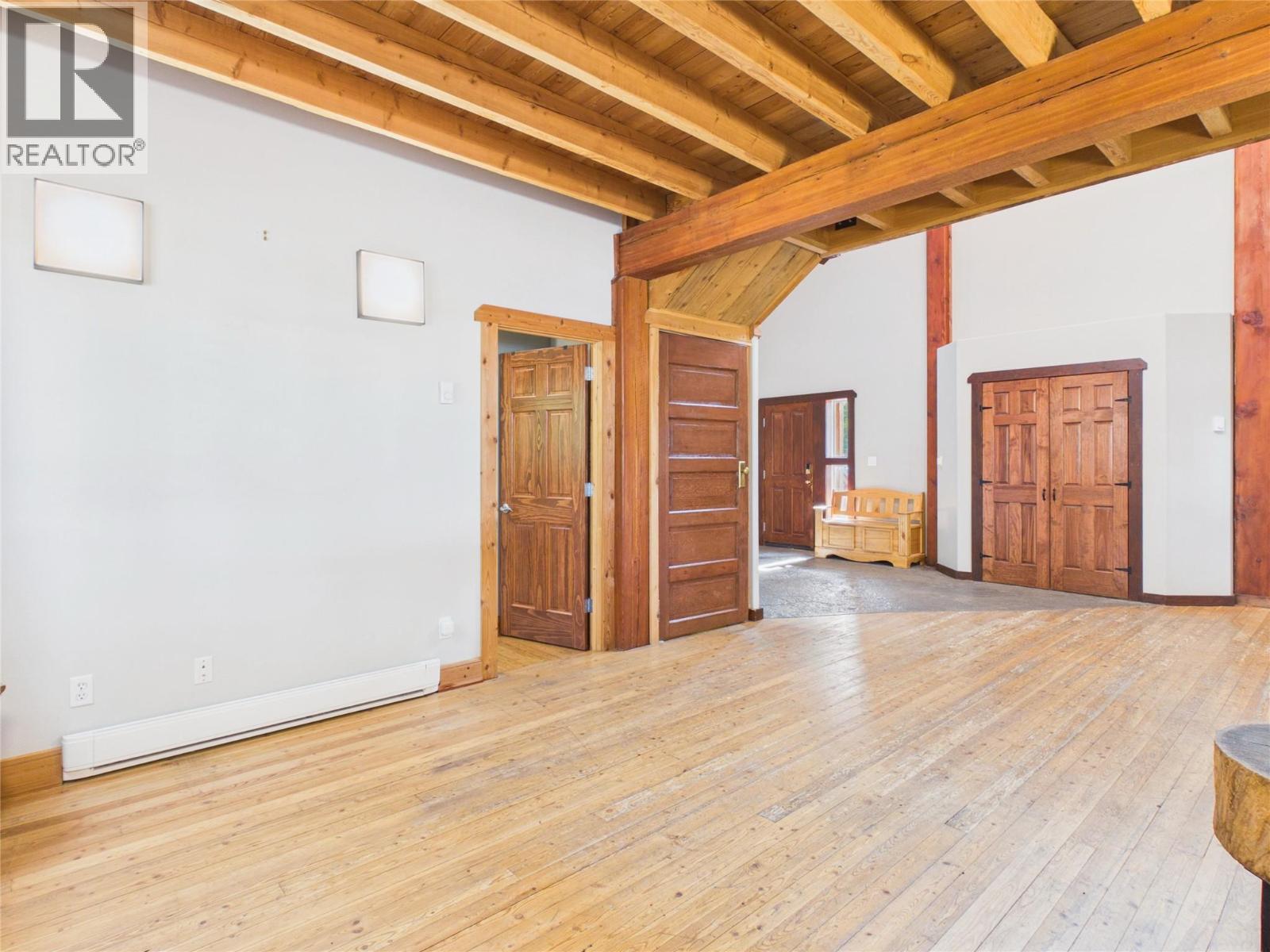 1401 8th Avenue, Fernie, British Columbia V0B 1M0 - Photo 18 - 10399422