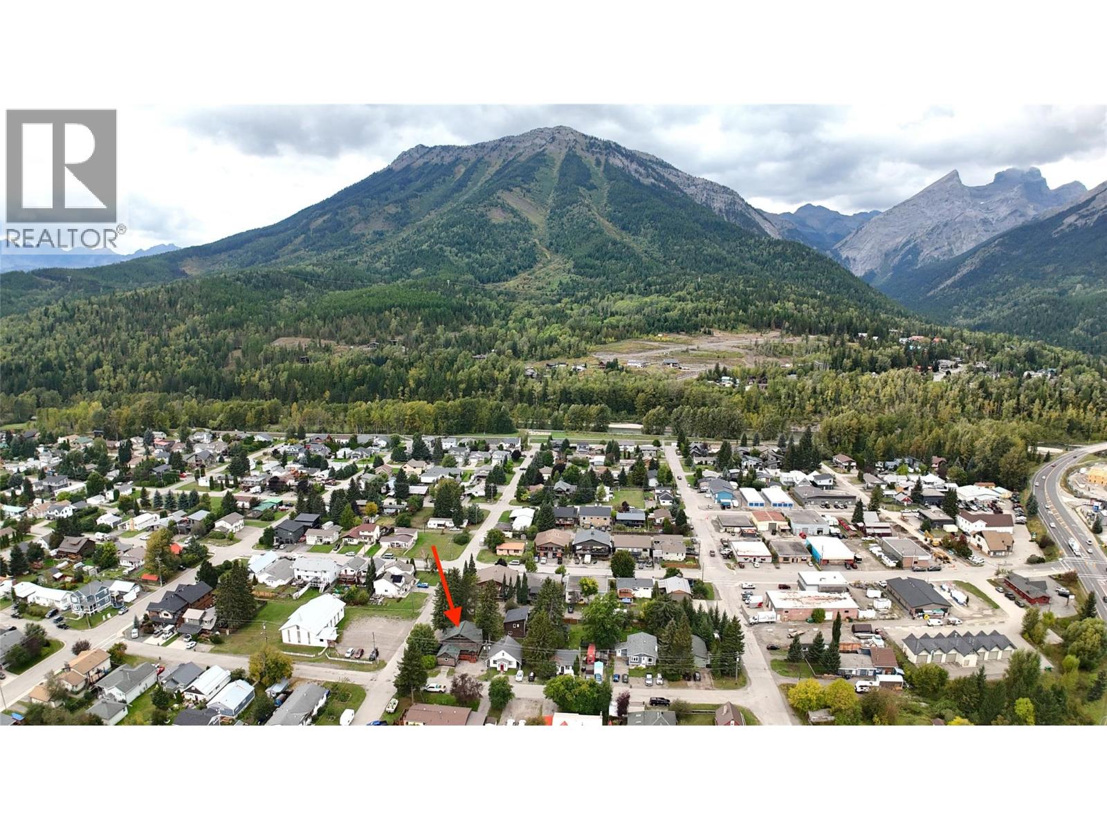 1401 8th Avenue, Fernie, British Columbia V0B 1M0 - Photo 53 - 10399422