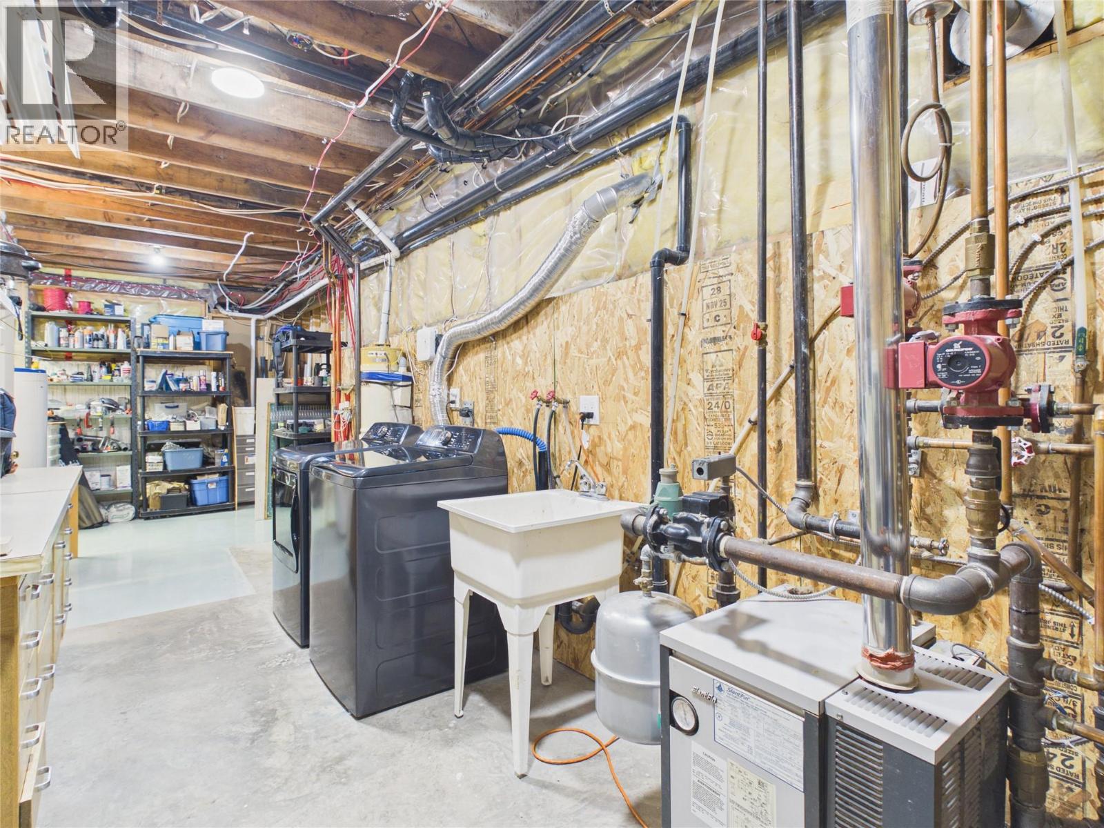 1401 8th Avenue, Fernie, British Columbia V0B 1M0 - Photo 41 - 10399422