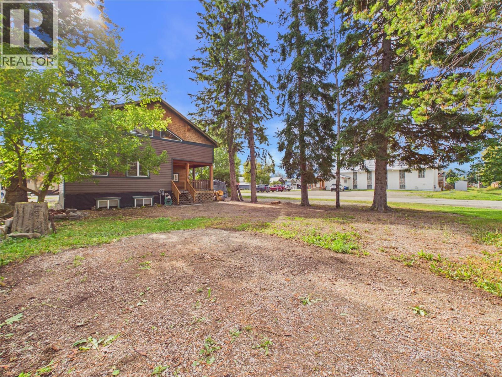 1401 8th Avenue, Fernie, British Columbia V0B 1M0 - Photo 43 - 10399422