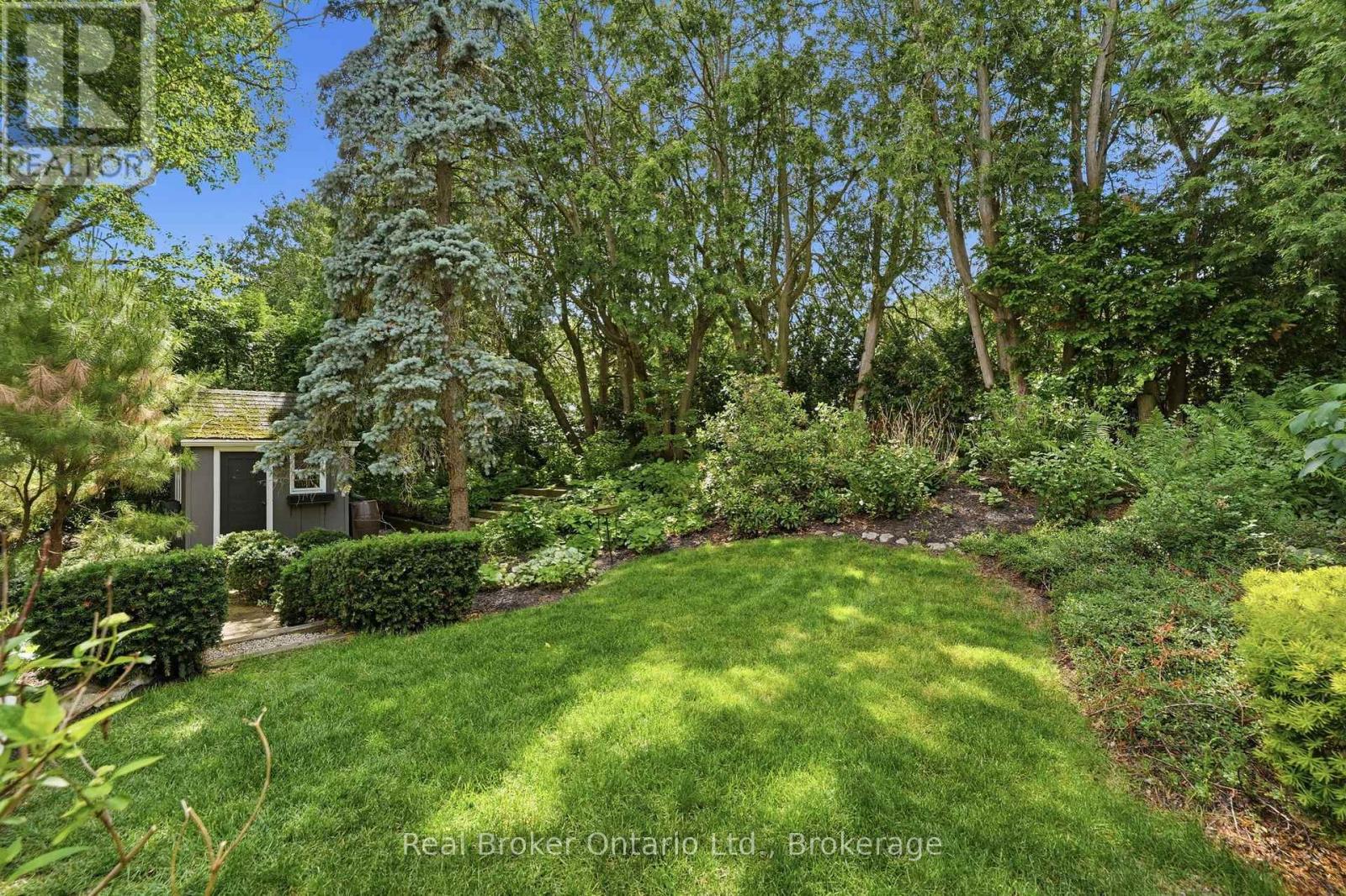 571 Leonard Court, Burlington, Ontario  L7T 2P4 - Photo 41 - W13768404