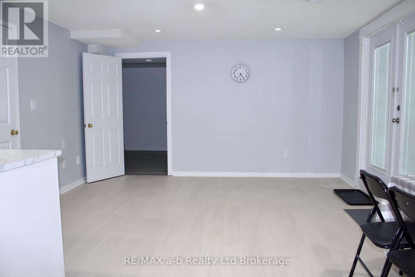 Lower - 33 Anderson Street, Woodstock, Ontario  N4S 8X1 - Photo 9 - X13768500