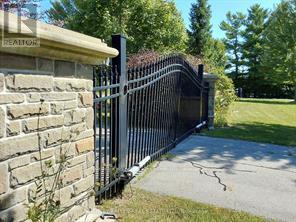 7472 Ashburn Road, Whitby, Ontario  L1M 1L4 - Photo 13 - E13768506