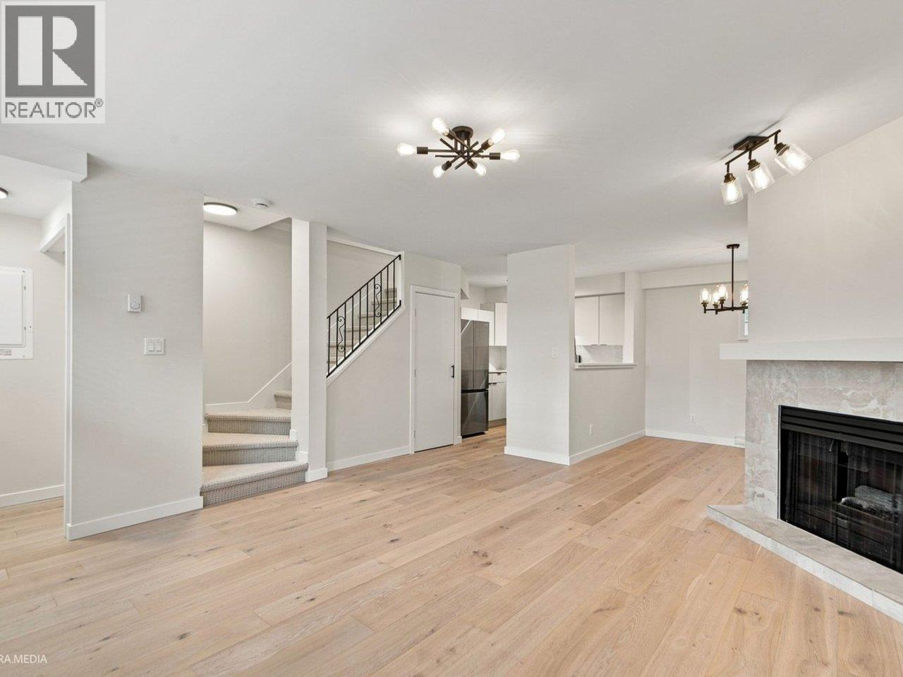 203 3787 Pender Street, Burnaby, British Columbia  V5C 2L2 - Photo 6 - R3163944