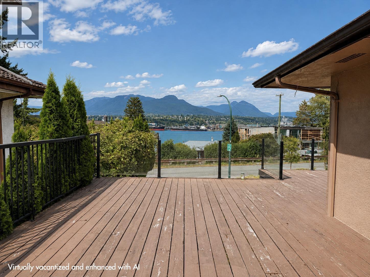 2576 Wall Street, Vancouver, British Columbia  V5K 1A5 - Photo 25 - R3163937