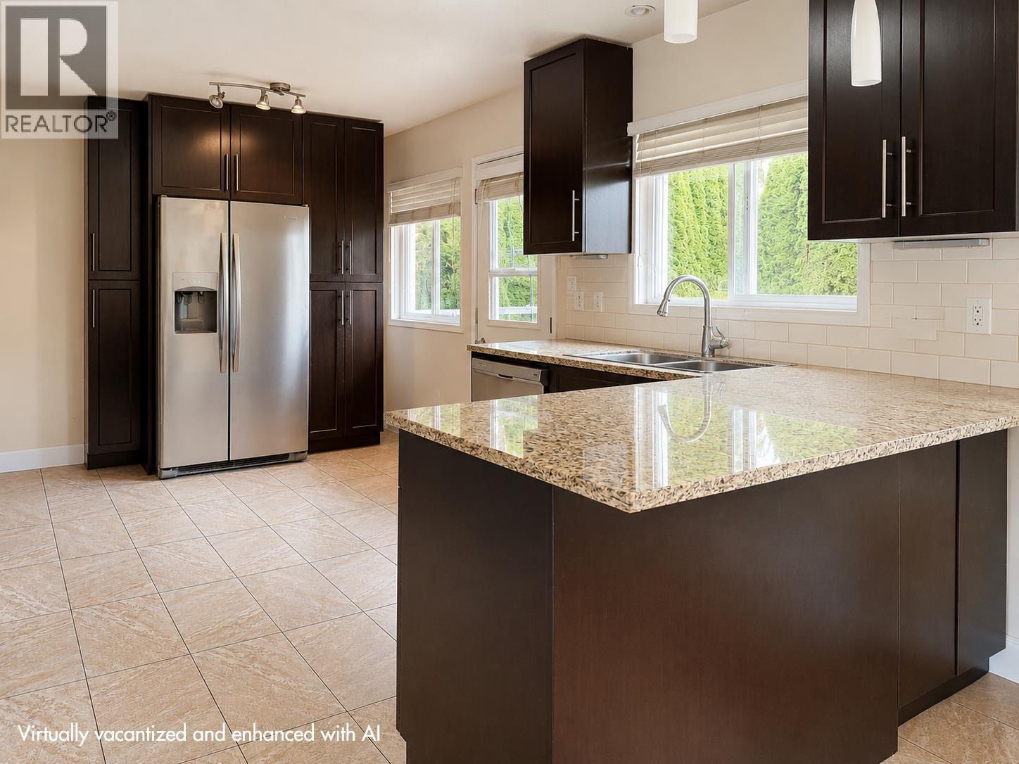 2576 Wall Street, Vancouver, British Columbia  V5K 1A5 - Photo 9 - R3163937