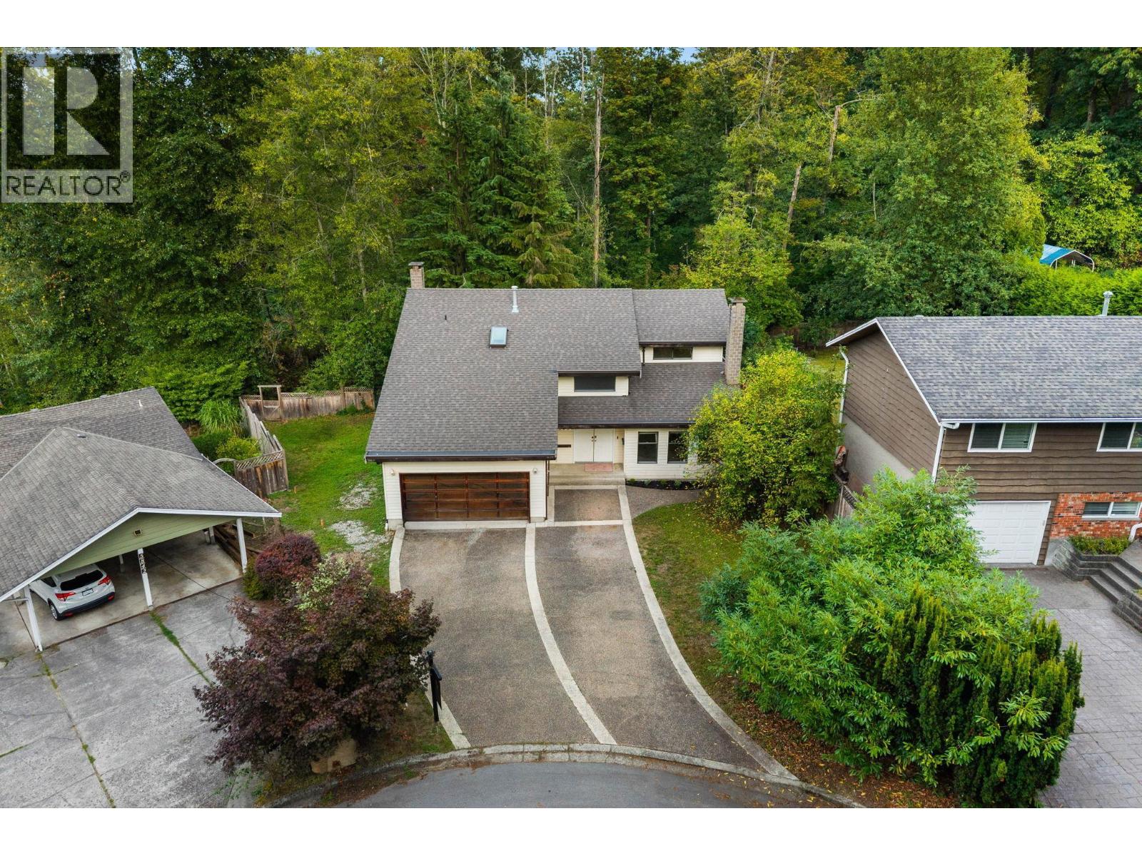 5858 Baffin Place, Burnaby, British Columbia  V5H 3S8 - Photo 2 - R3163947
