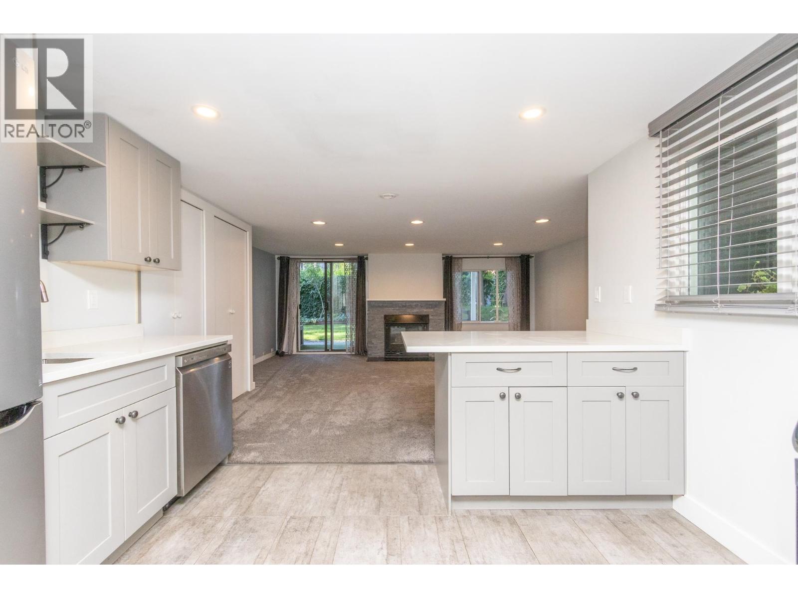 Suite 2673 Woodbine Drive, North Vancouver, British Columbia  V7R 2R7 - Photo 13 - R3163977