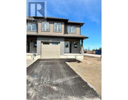 18 BEVERLY STREET, Springwater, Ontario