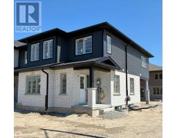 23 STRATH CRESCENT, Springwater, Ontario