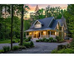 - APPLE STREET S, Mississippi Mills, Ontario