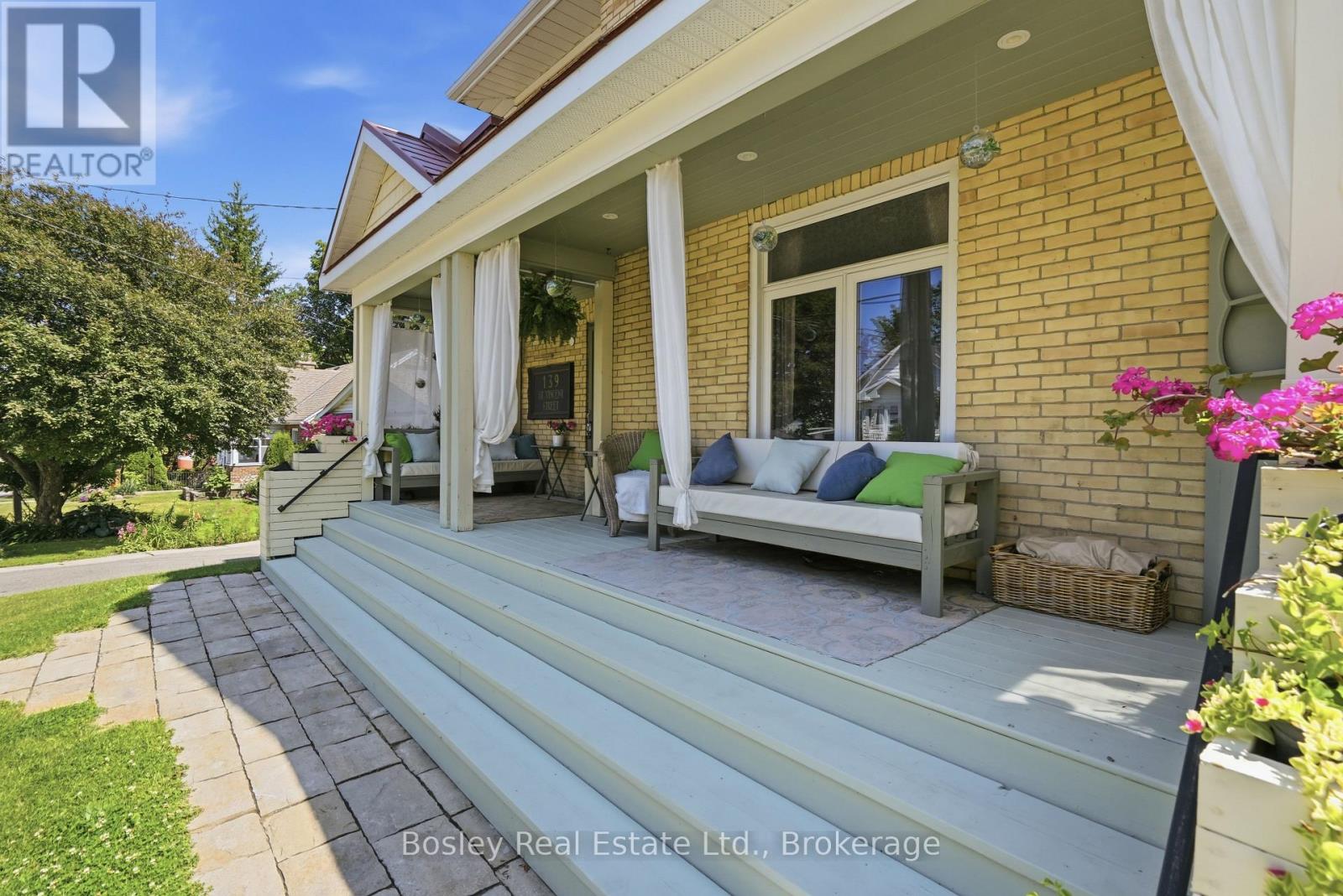139 St Vincent Street, Meaford, Ontario  N4L 1C1 - Photo 3 - X13768440